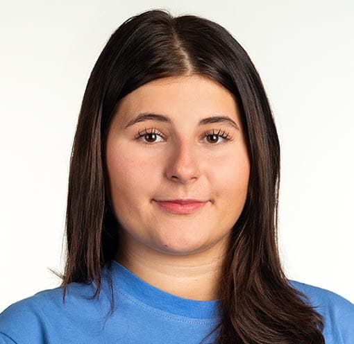 Celine Frass, MPA in Ausbildung